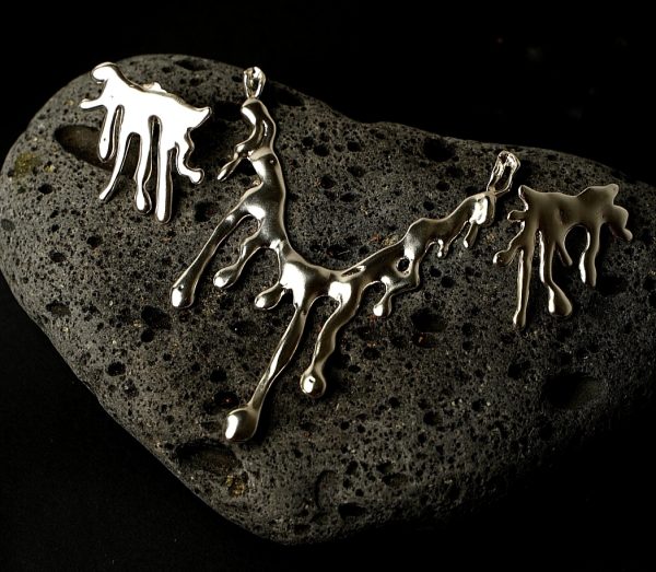 COLLAR