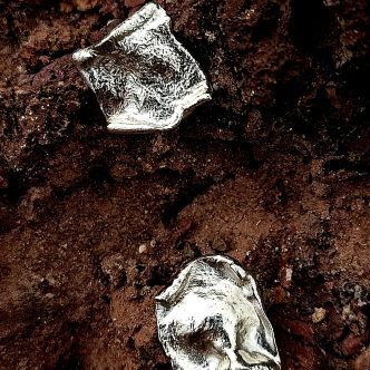 pendientes pequeños, gramos, 2 cm*1,5 cm