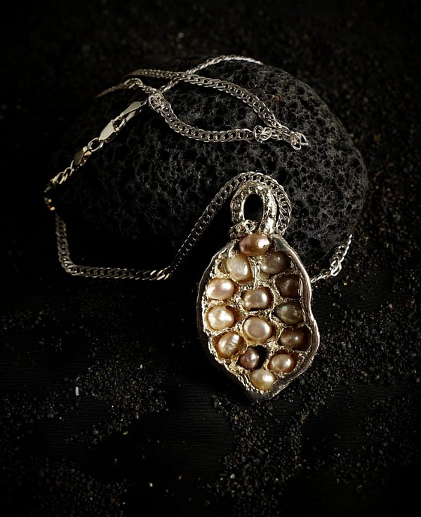 colgante con perlas, gramos, 5*2,5 cm